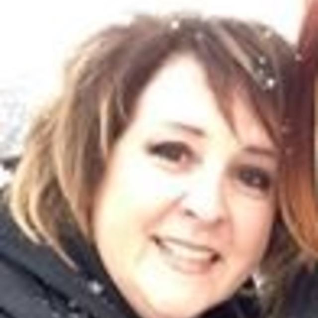 DeeDee1054621 Musician in New London OH