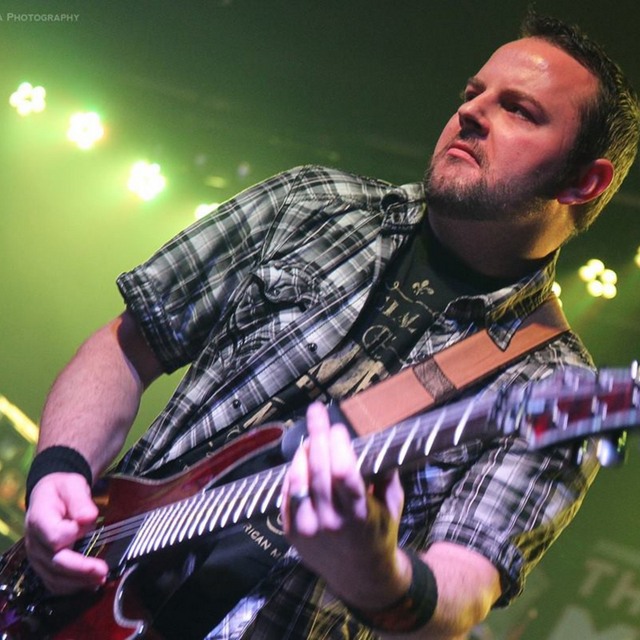 Russ T Axe Musician in Spring Lake MI