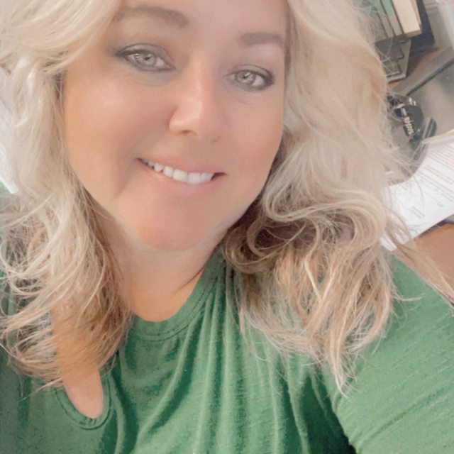 michele1723175 Musician in Rochester NH